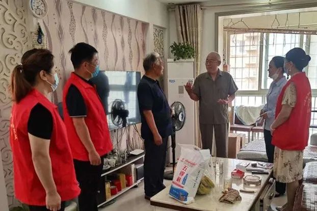 七一特稿：远东世纪城开展关爱老党员走访慰问活动