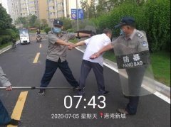 港湾新城组织开展反恐防暴演习，强化安全防范意识