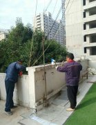 淮海现代城开展高空扯线集中治理行动，消除安全隐患